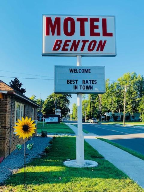 Benton Motel Exterior photo